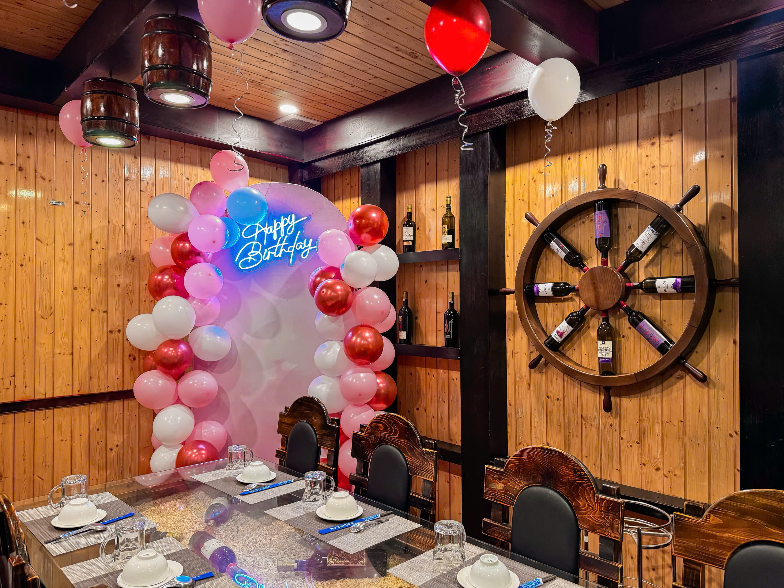 nhà hàng hầm rượu Bình Châu