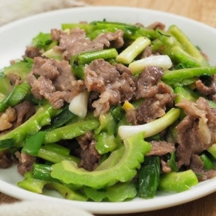Khổ Qua Xào Bò