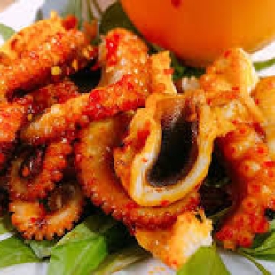 Bạch Tuộc Nướng Muối Ớt