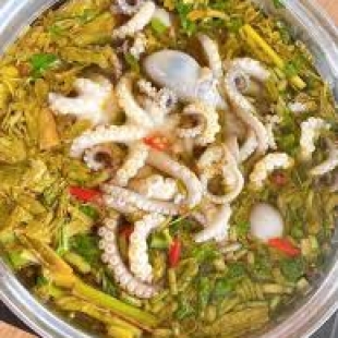 Bạch Tuộc Nhúng Lá Me