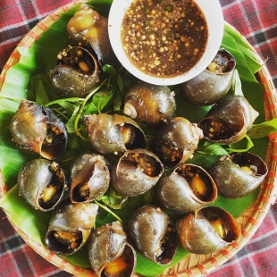 Ốc Bươu Nướng Tiêu Xanh