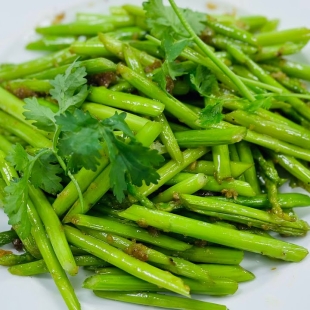 Măng Tây Xào Tỏi