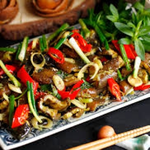 Lươn Xào Sả Ớt