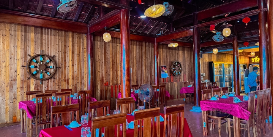 KHÔNG GIAN QUÁN PHỐ XƯA QUÁN